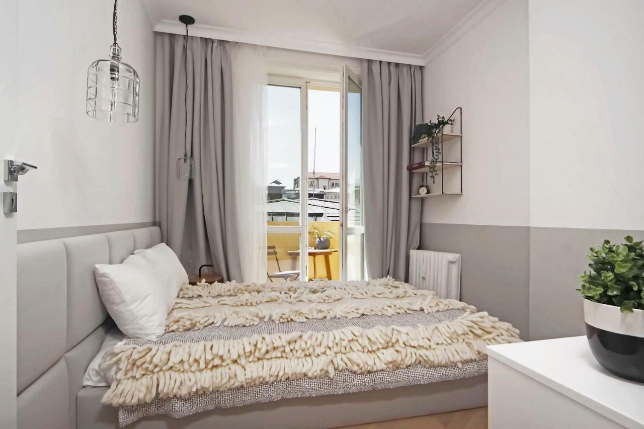 Hip, Cosmopolitan Gem In The Heart Of Sofia By Flat Mаnager Apartment Ngoại thất bức ảnh